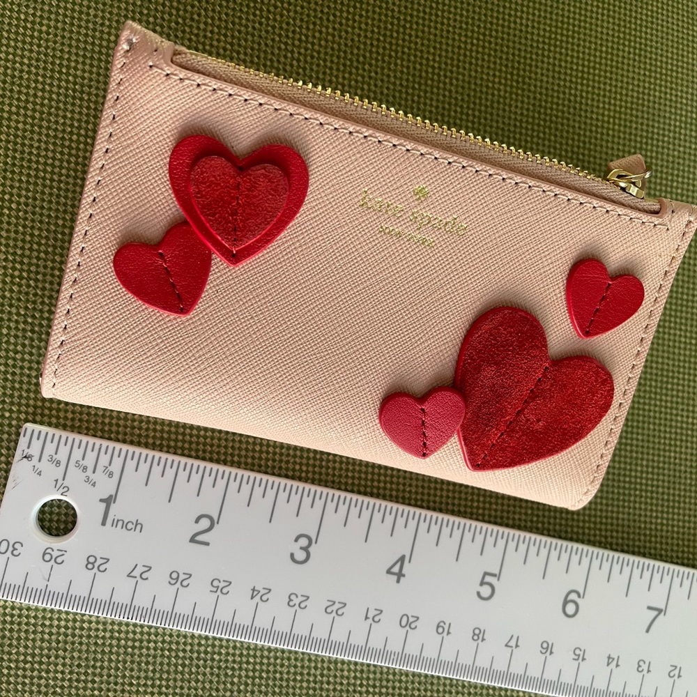 Kate Spade heart it bifold wallet